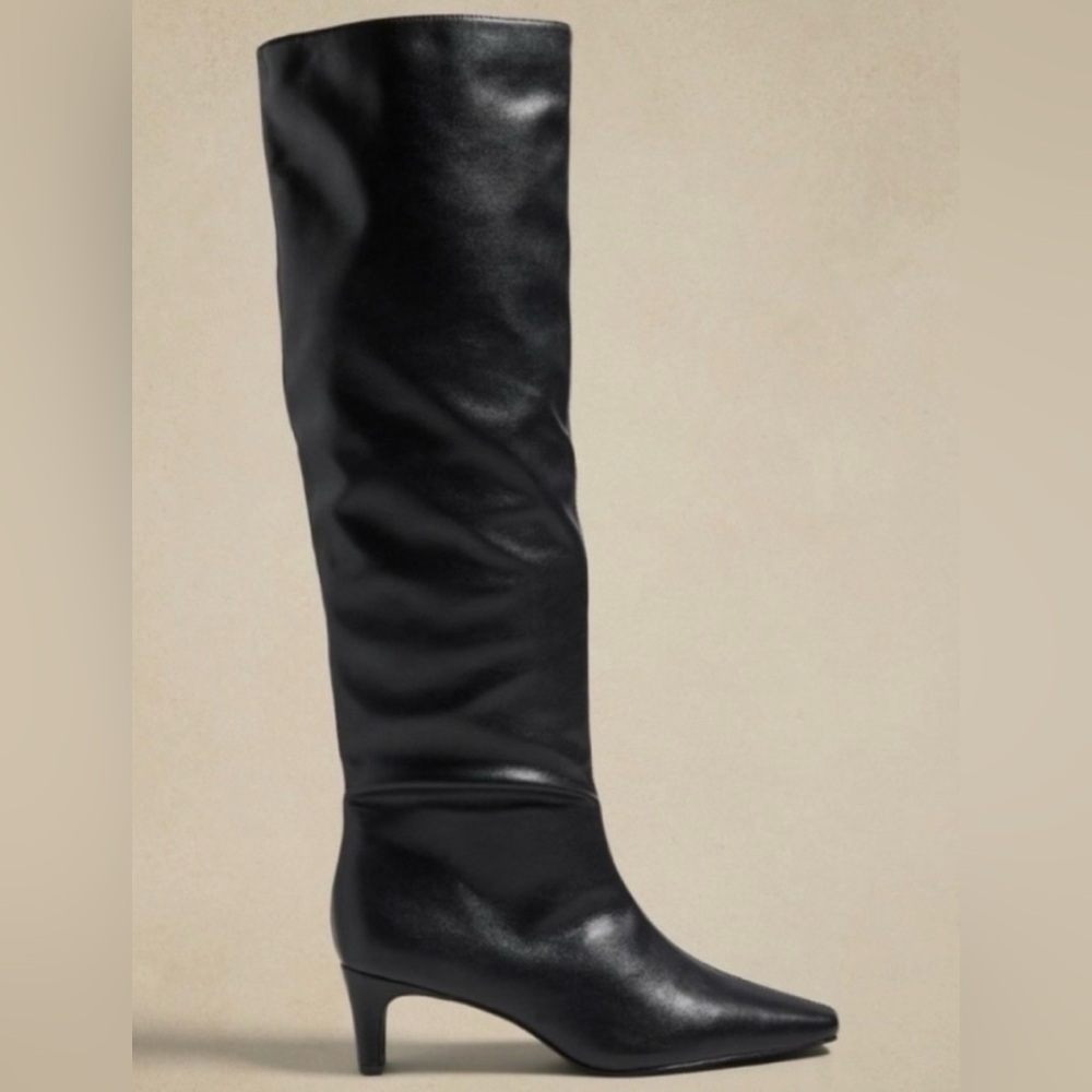 NWT - Banana Republic Vegan Slouch Boots - Black